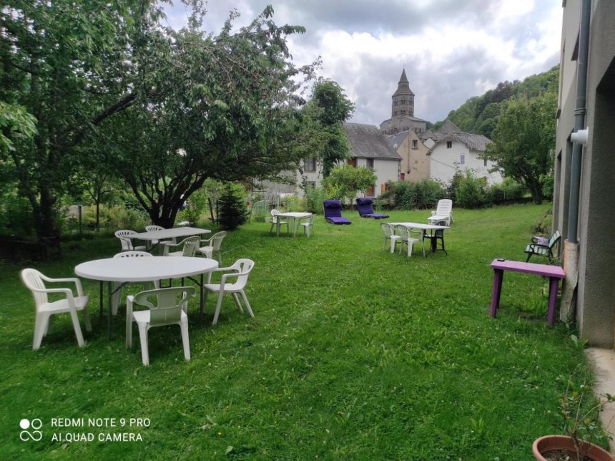 Rose, 4 Pers. Villa Saint Antoine, Orcival, Sancy Extérieur photo